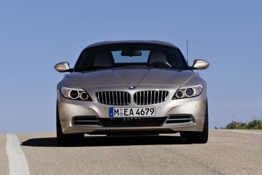  BMW Z4 Roadster 2010 года  (фото 14 из 39)